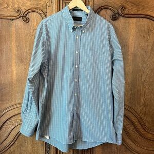 Allen Edmonds 100% Cotton Wrinkle Free